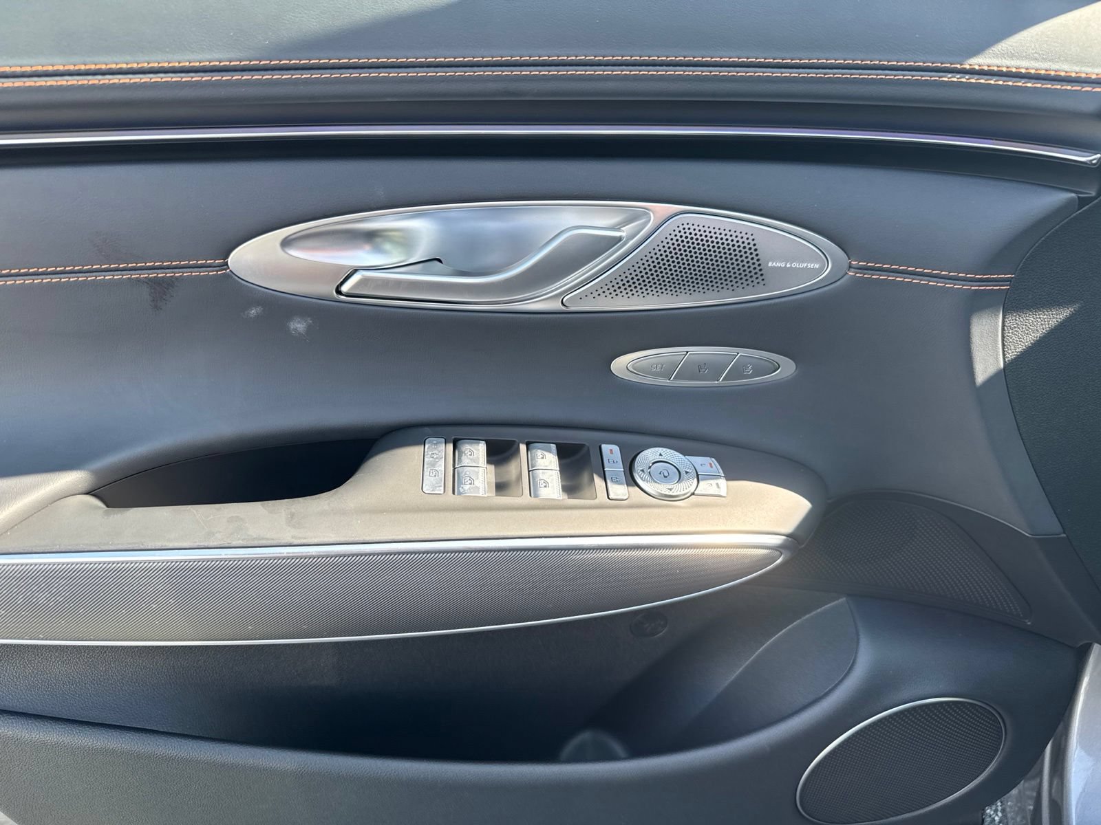 New 2026 Genesis GV70 3.5T Sport Advanced AWD/4WD image 19