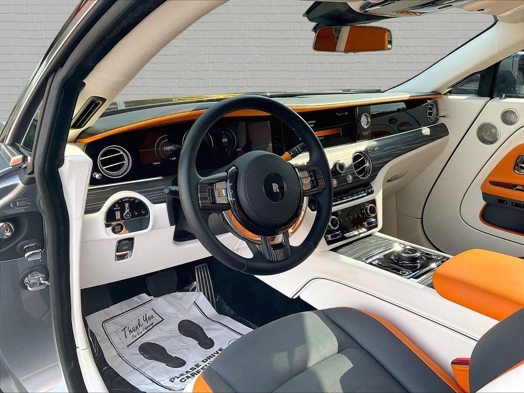 Used 2024 Rolls-Royce Spectre w/ Spectre Launch Package AWD/4WD image 18