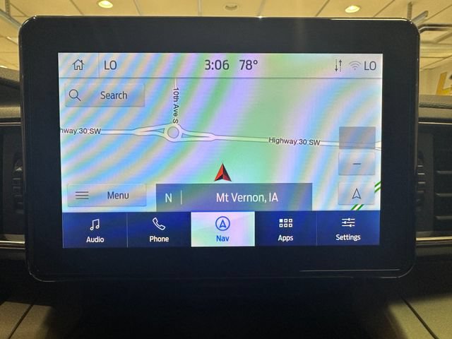 Used 2023 Ford Explorer XLT w/ Equipment Group 202A AWD/4WD image 4