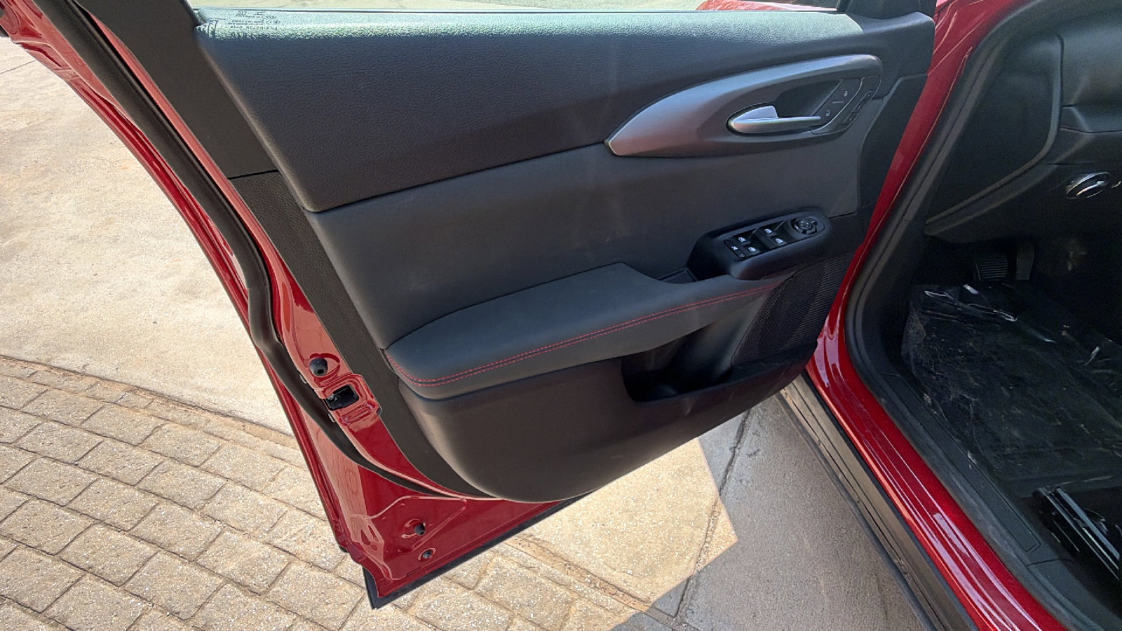 Used 2025 Dodge Hornet R/T w/ Tech Pack image 14