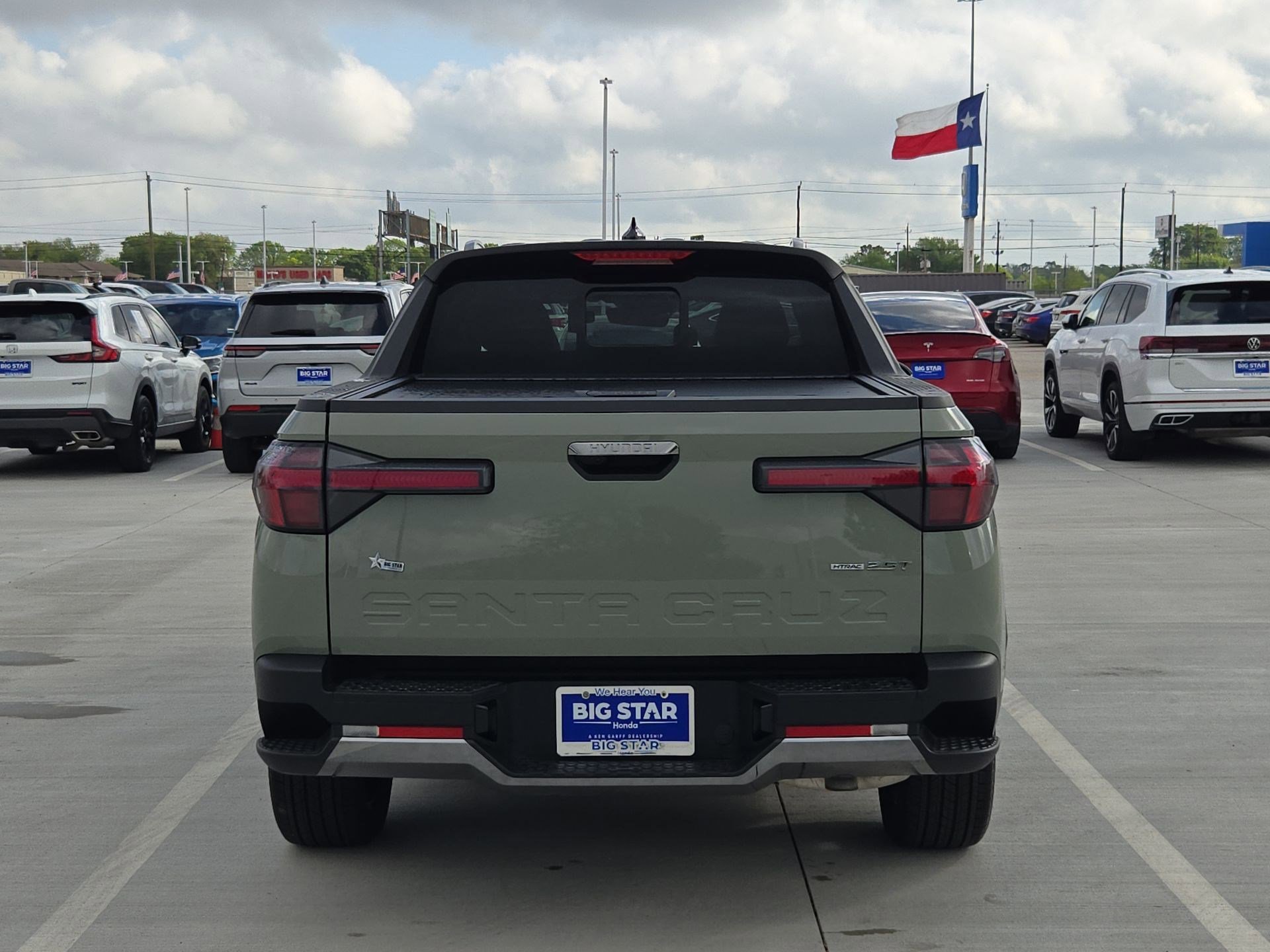 Used 2025 Hyundai Santa Cruz Limited AWD/4WD image 5