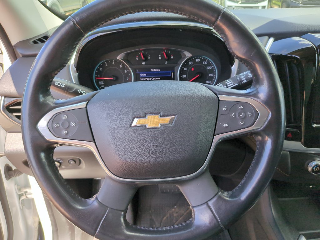Used 2020 Chevrolet Traverse LT FWD image 30