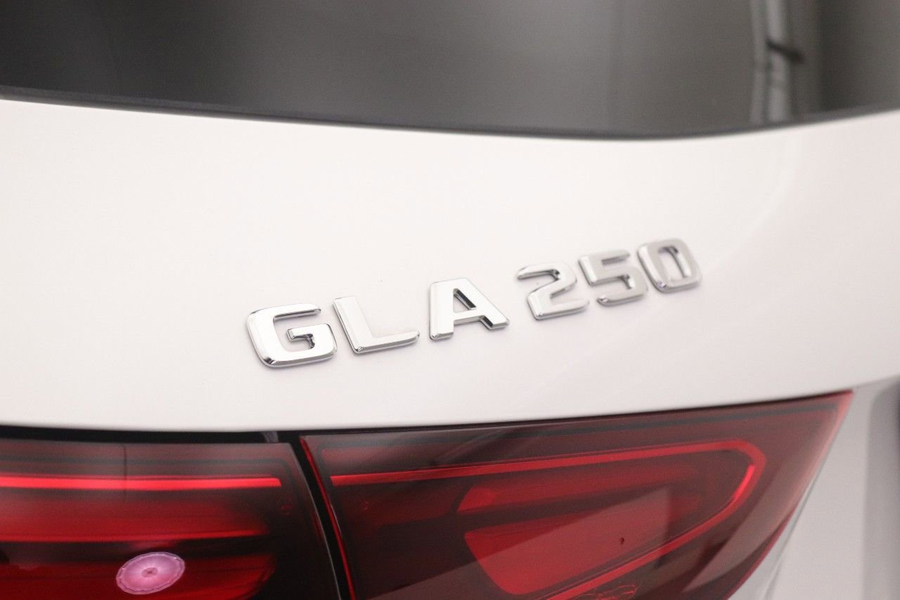 Certified 2026 Mercedes-Benz GLA 250 image 19
