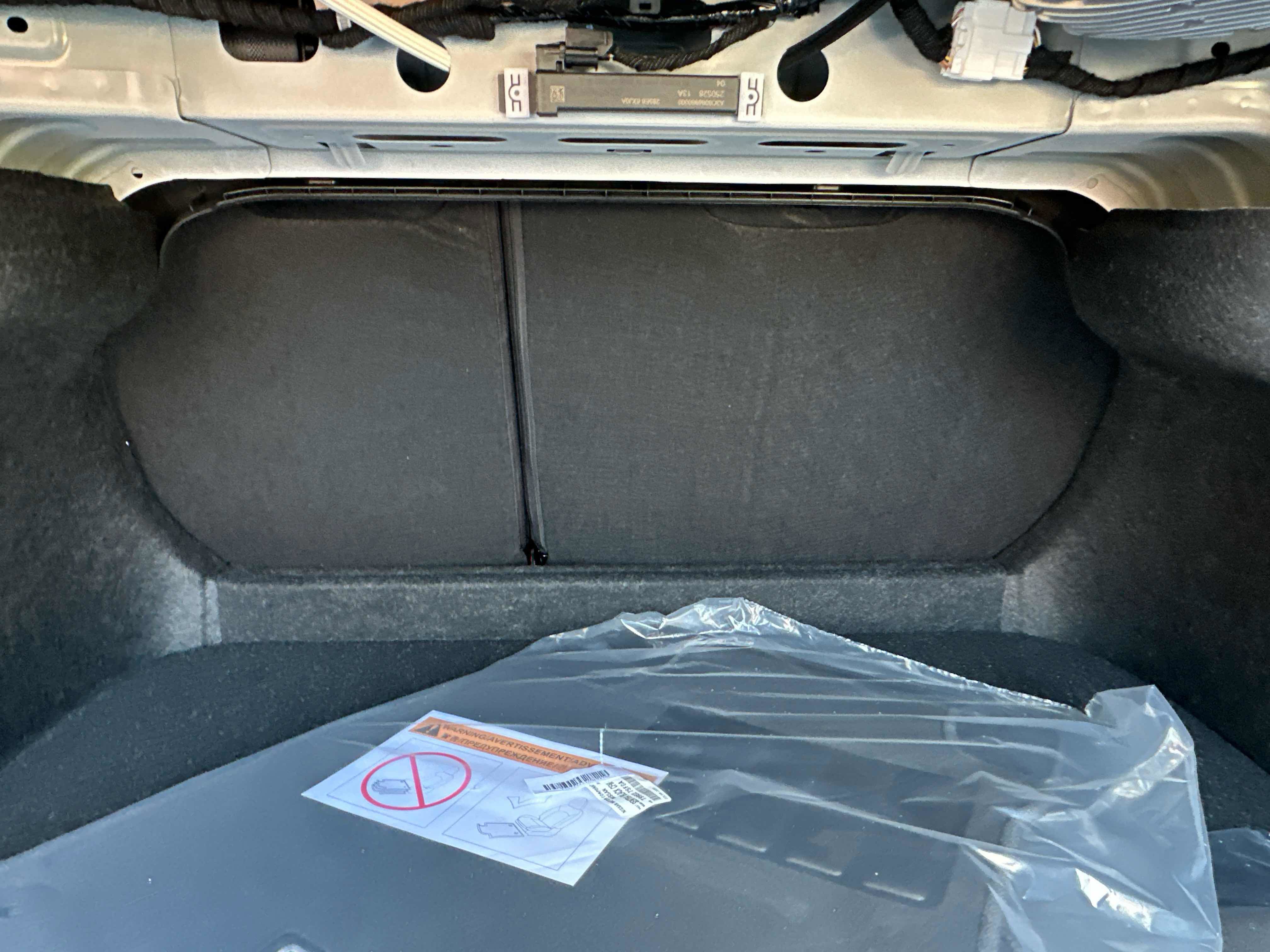 New 2026 Nissan Sentra SR w/ SR Premium Package FWD image 19