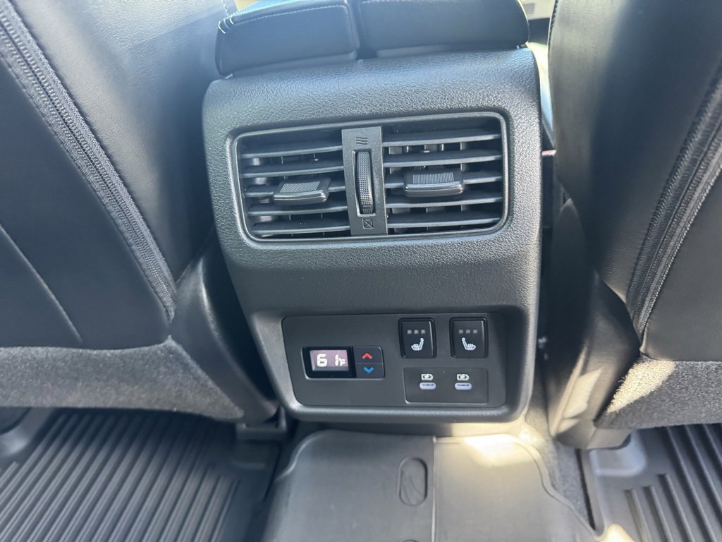 New 2026 Nissan Rogue Platinum image 12