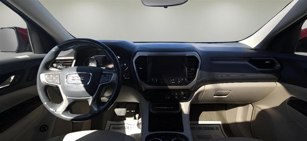 Used 2020 GMC Acadia Denali w/ Technology Package AWD/4WD image 13