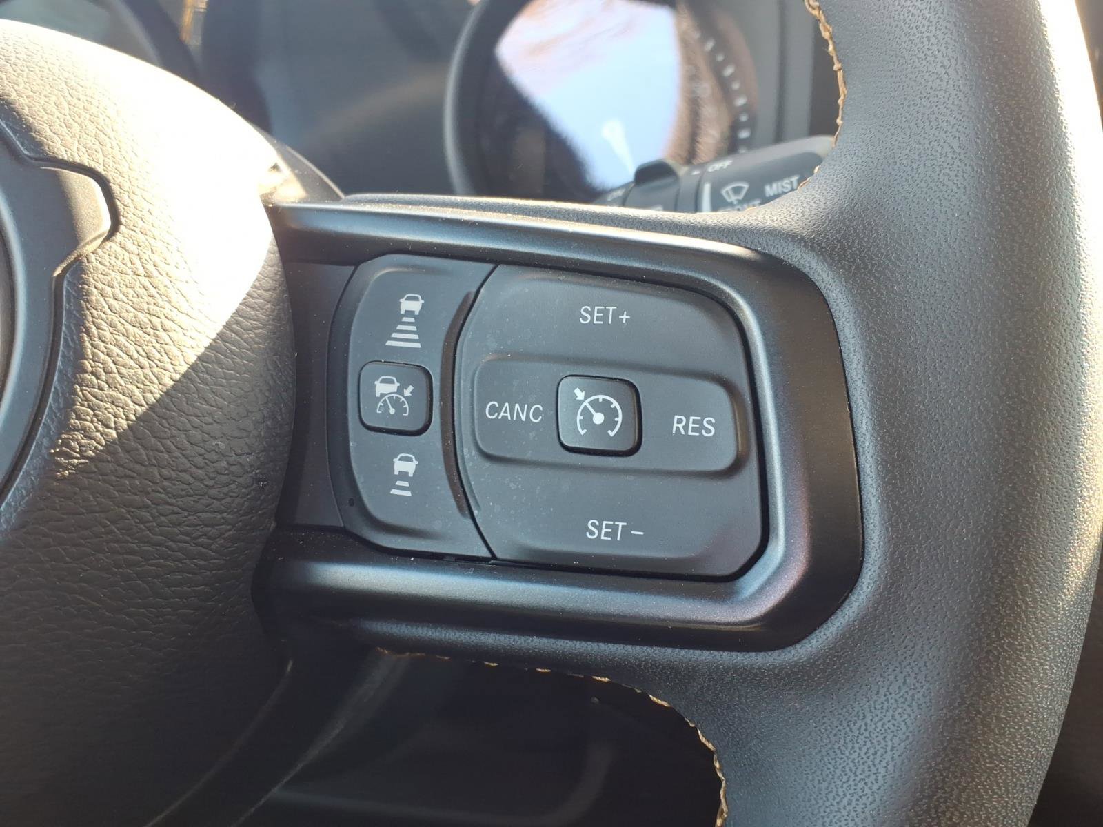 Used 2024 Jeep Wrangler Unlimited AWD/4WD image 20