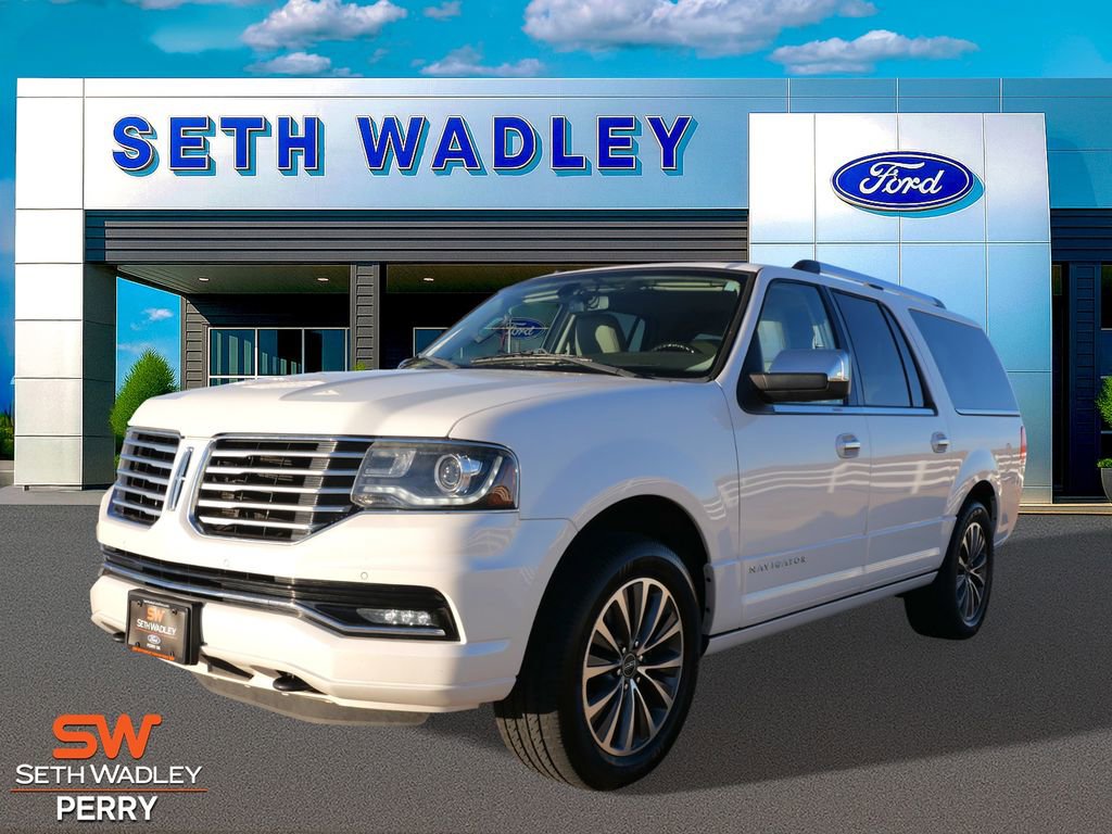 Used 2015 Lincoln Navigator L 4WD image 6