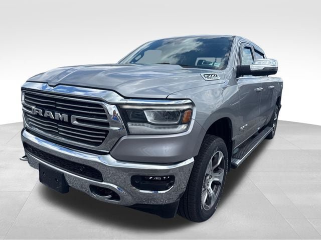 Used 2023 RAM 1500 Laramie AWD/4WD image 3