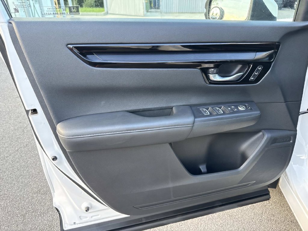 Used 2025 Honda CR-V EX-L image 9