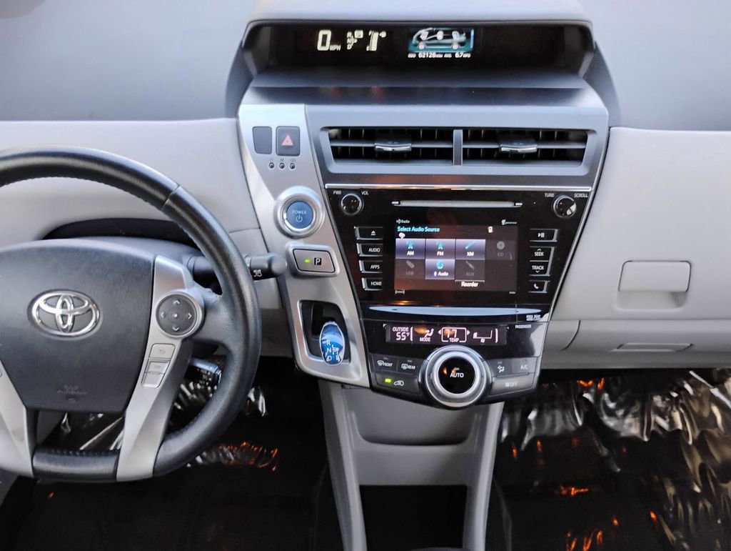 Used 2017 Toyota Prius V Four image 17