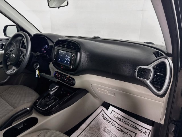 Used 2020 Kia Soul LX FWD image 34