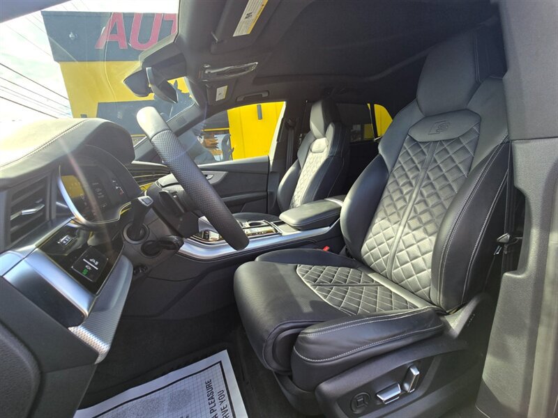 Used 2021 Audi SQ8 Prestige w/ Prestige Package AWD/4WD image 18