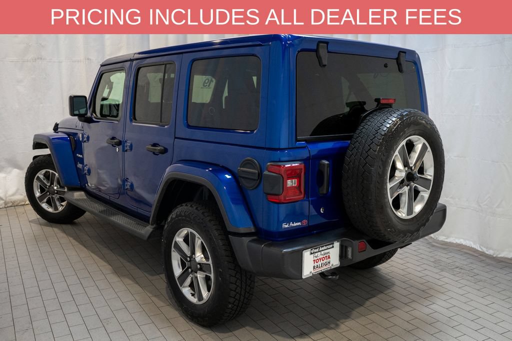 Used 2019 Jeep Wrangler Unlimited Sahara AWD/4WD image 3
