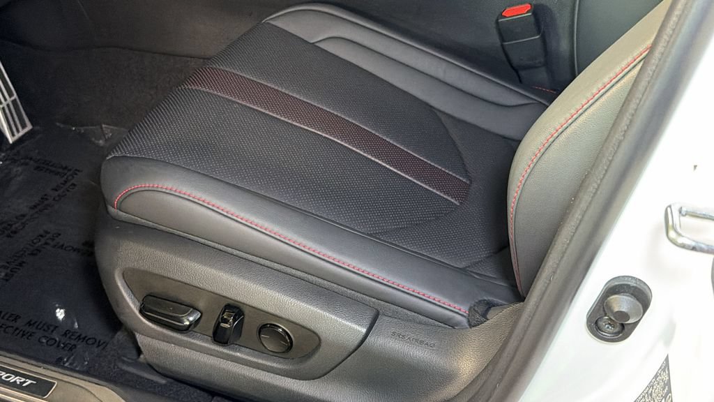 Certified 2024 Lexus UX 250h F Sport AWD/4WD image 21