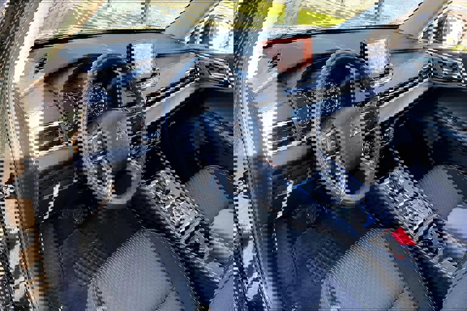 Used 2023 Mitsubishi Outlander ES image 17