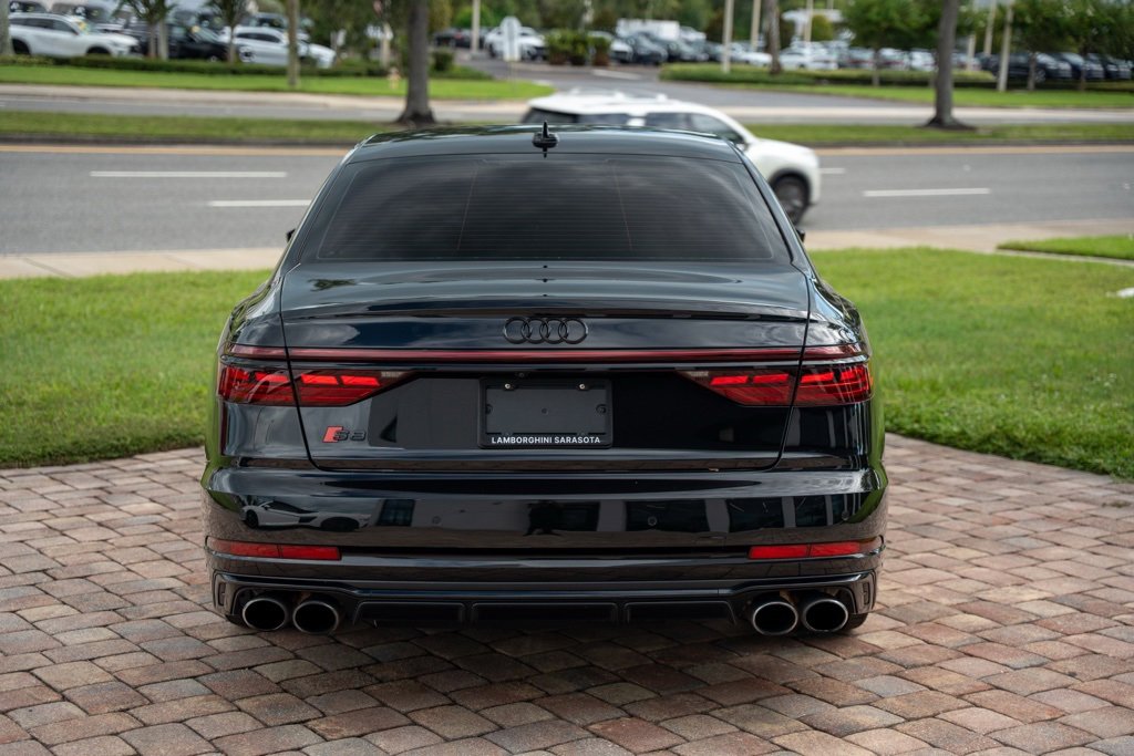 Used 2023 Audi S8 image 5