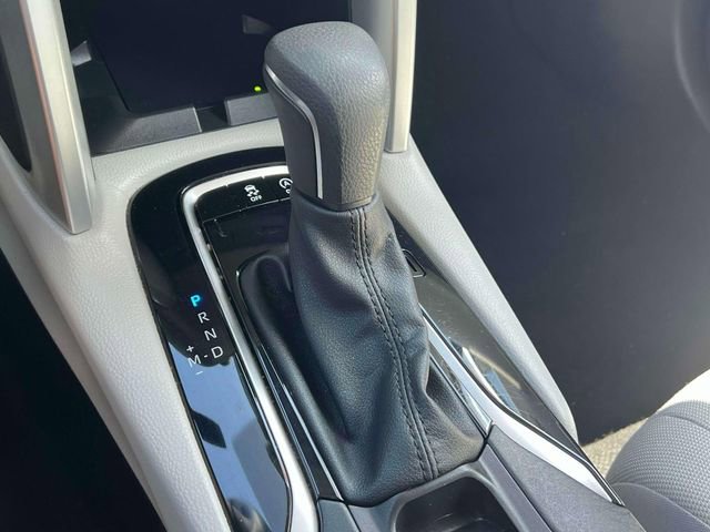 Certified 2024 Toyota Corolla Cross LE w/ Moonroof Package image 28