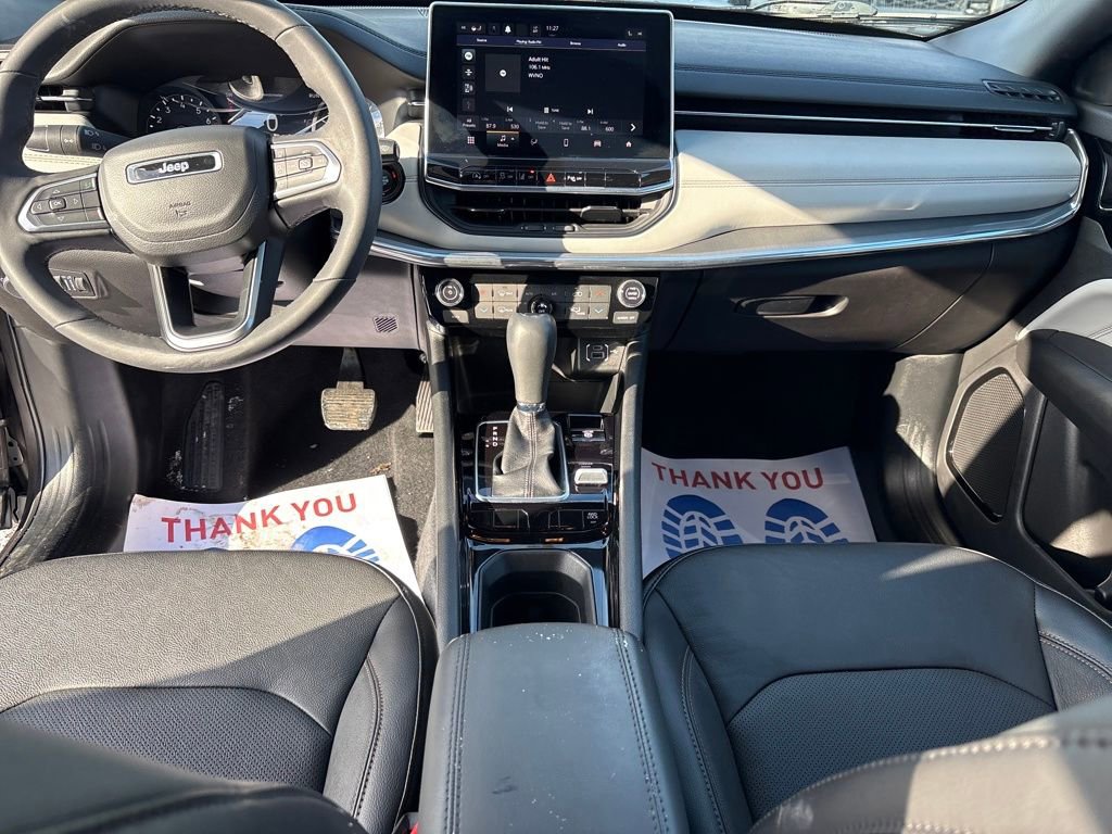 Certified 2023 Jeep Compass Limited image 32