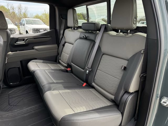 Used 2026 Chevrolet Silverado 1500 ZR2 w/ Dark Appearance Package image 29