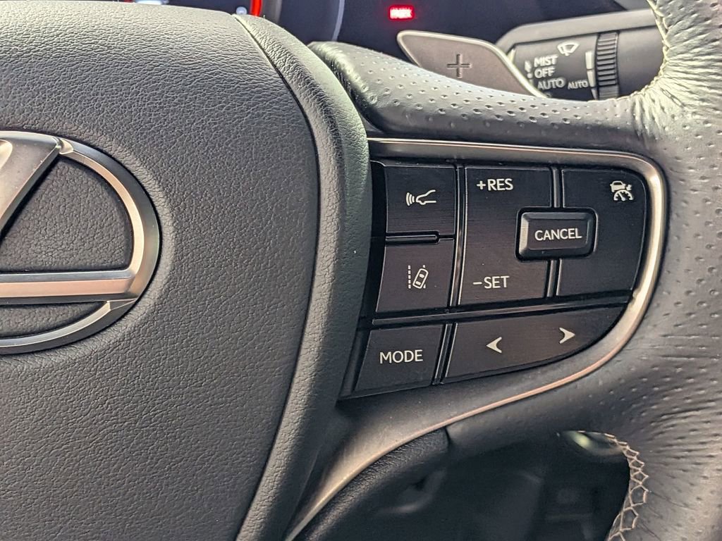 Used 2022 Lexus ES 350 F Sport w/ Accessory Package 2 FWD image 15