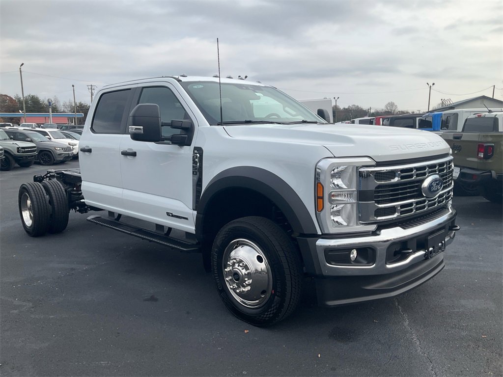 New 2026 Ford F450 XL image 3