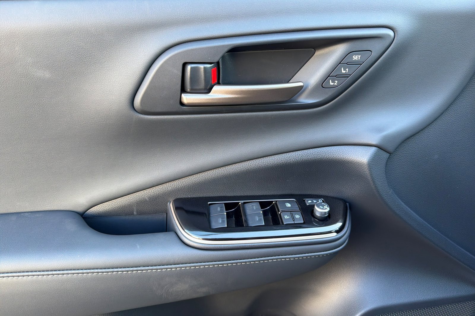 New 2026 Toyota Crown Signia image 10