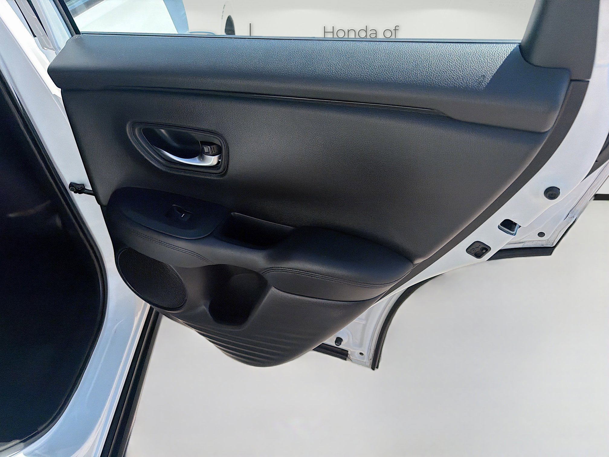 Certified 2024 Honda HR-V LX image 29