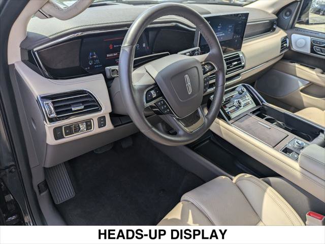 Used 2024 Lincoln Navigator Reserve image 12