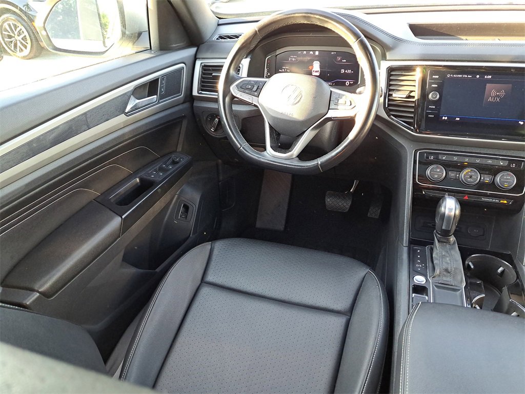 Used 2020 Volkswagen Atlas Cross Sport SEL image 10