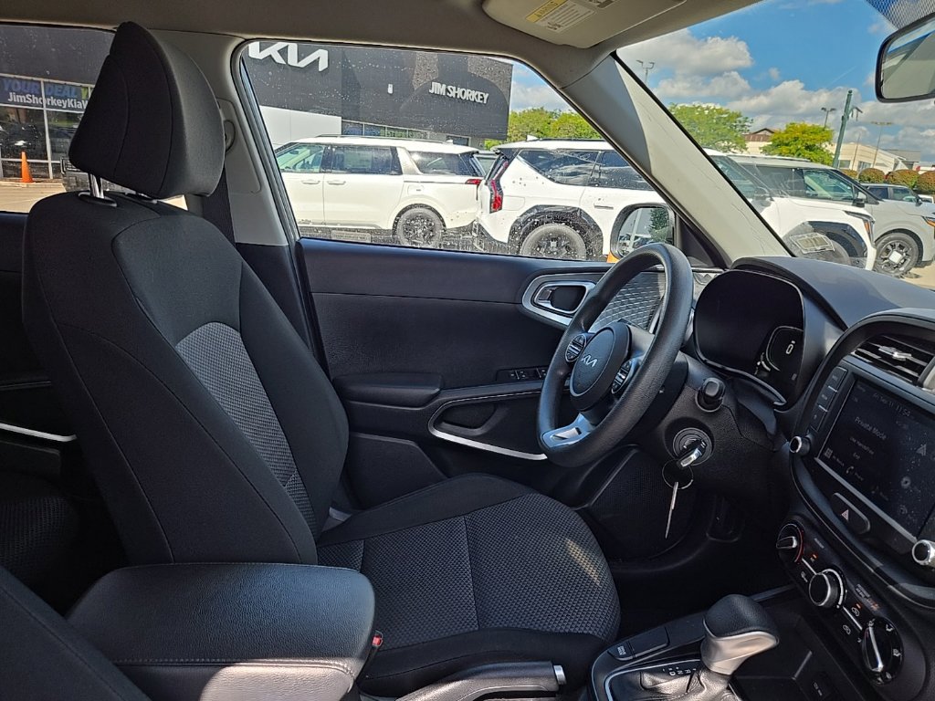 Certified 2024 Kia Soul LX w/ Option Group 015 FWD image 33