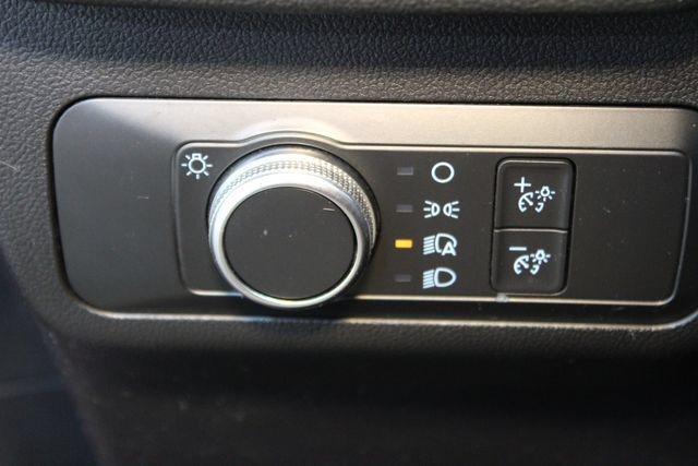 Used 2020 Ford Escape SE AWD/4WD image 19