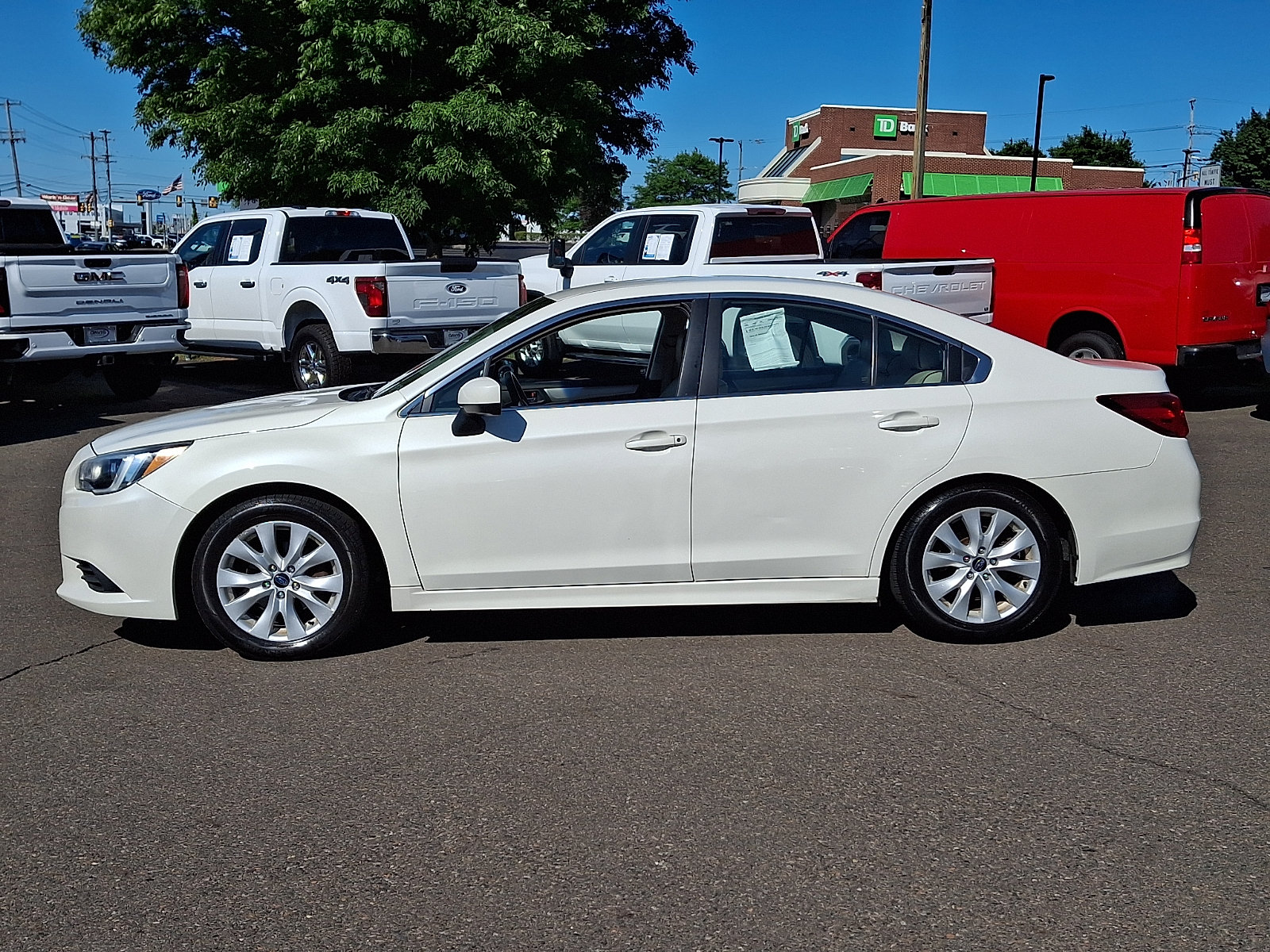 Used 2015 Subaru Legacy 2.5i Premium AWD/4WD image 7