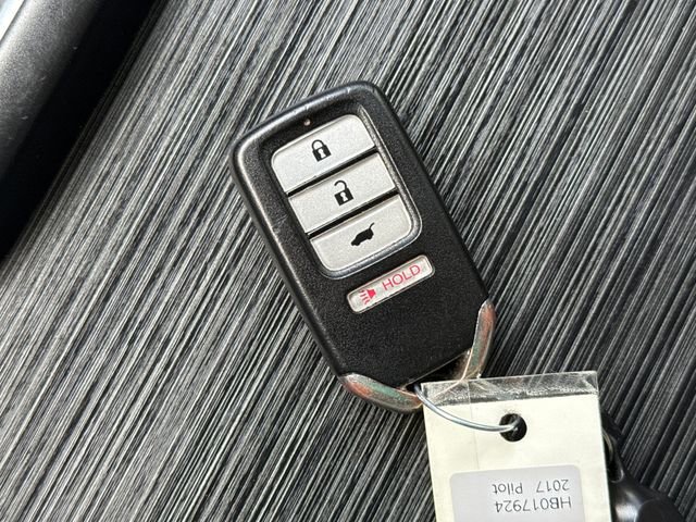 Used 2017 Honda Pilot LX image 33