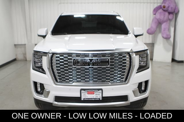 Used 2022 GMC Yukon XL Denali AWD/4WD image 2