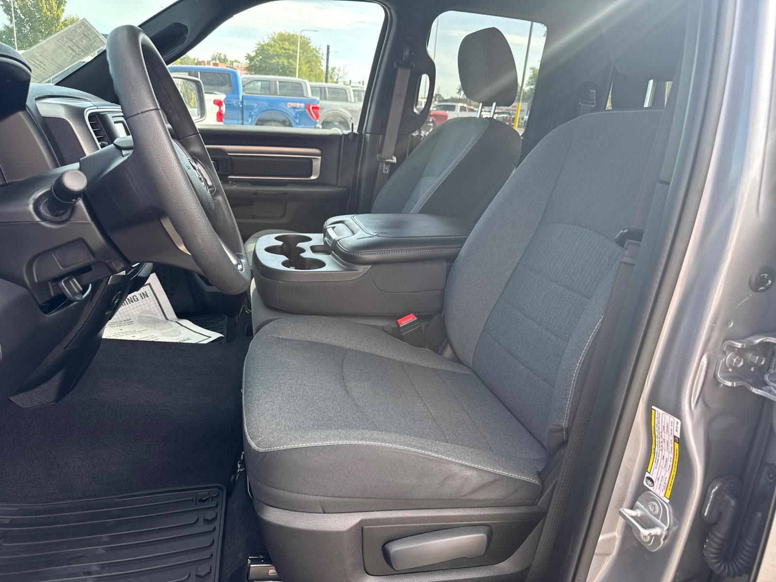 Used 2022 RAM 1500 Warlock AWD/4WD image 8