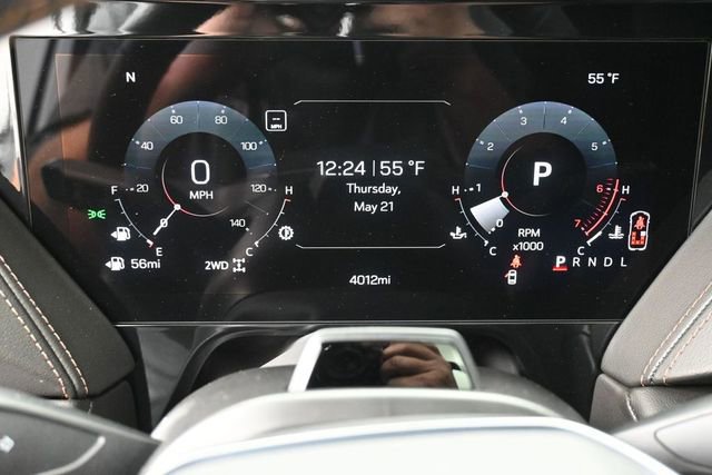 Used 2026 GMC Yukon AT4 w/ AT4 Premium Plus Package AWD/4WD image 18