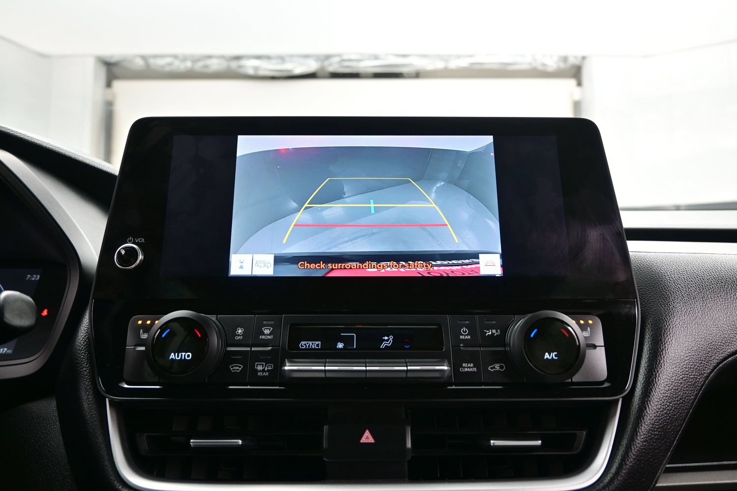 Used 2024 Toyota Grand Highlander AWD image 20