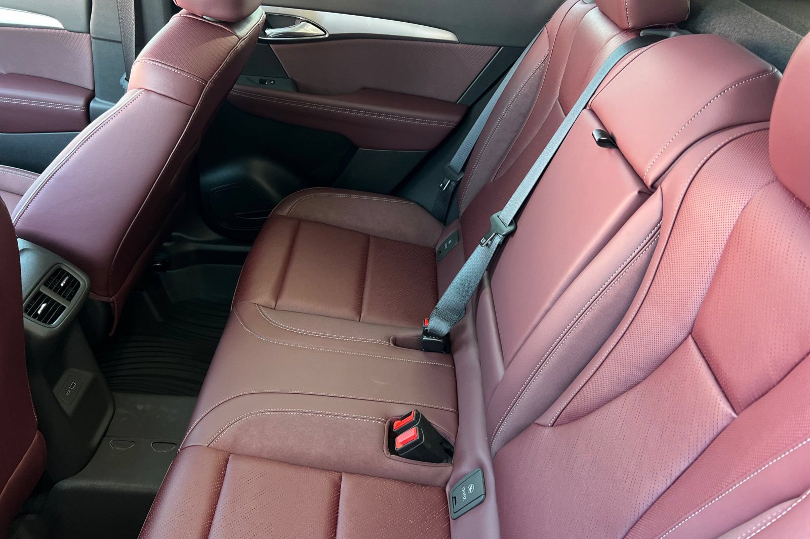 New 2026 Buick Envision Sport Touring AWD/4WD image 11