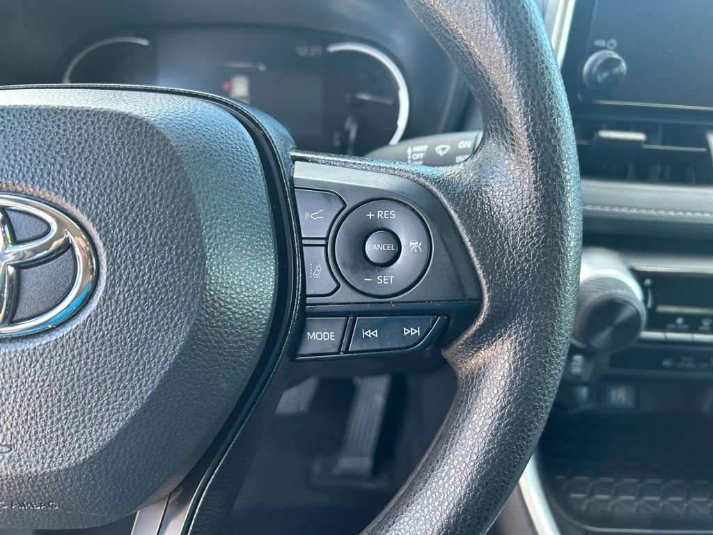 Used 2024 Toyota RAV4 LE image 16