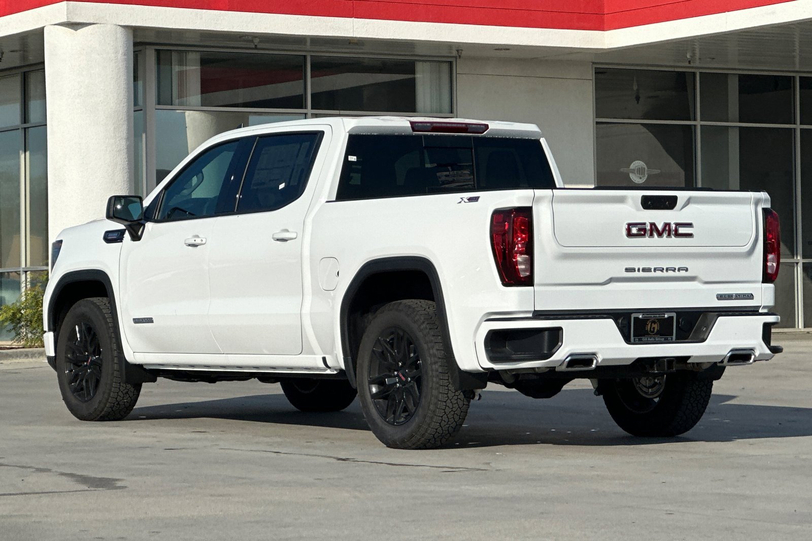 New 2026 GMC Sierra 1500 Elevation image 4