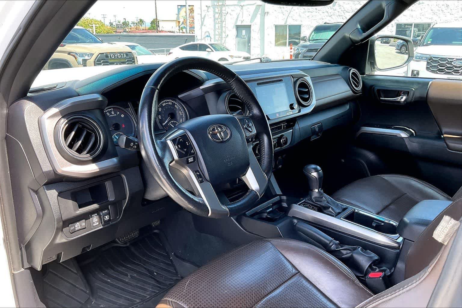 Used 2017 Toyota Tacoma Limited w/ Tow Package AWD/4WD video 2