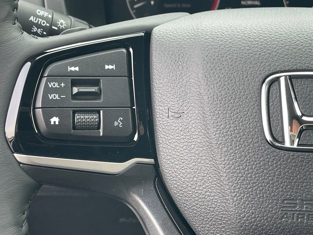 New 2026 Honda Odyssey Elite image 17