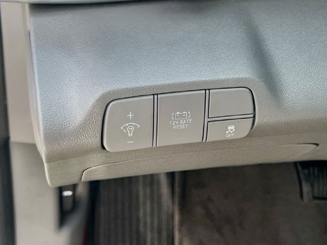 New 2026 Hyundai Elantra Hybrid FWD image 13