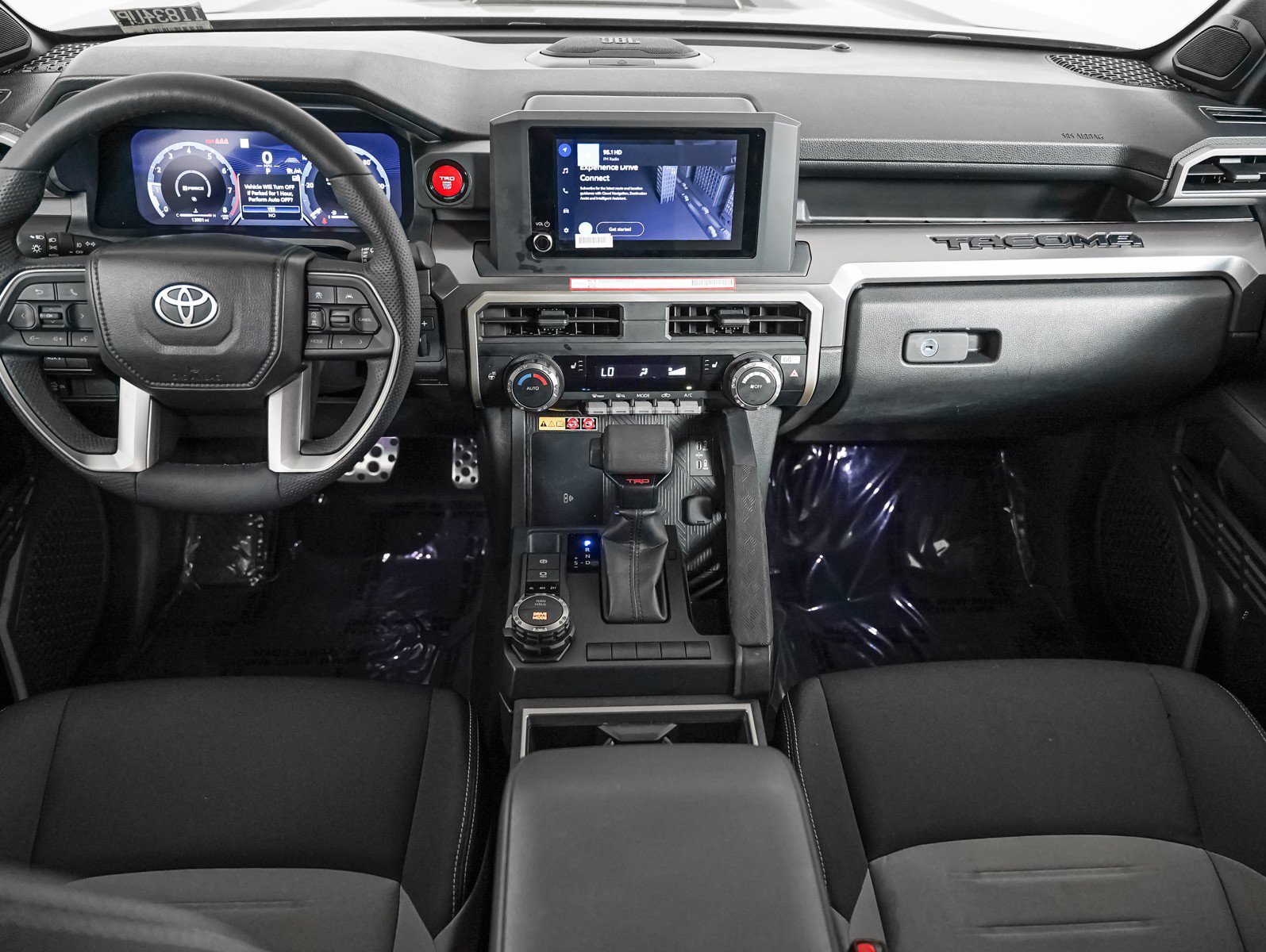 Used 2025 Toyota Tacoma TRD Sport w/ TRD Sport Upgrade Package AWD/4WD image 9