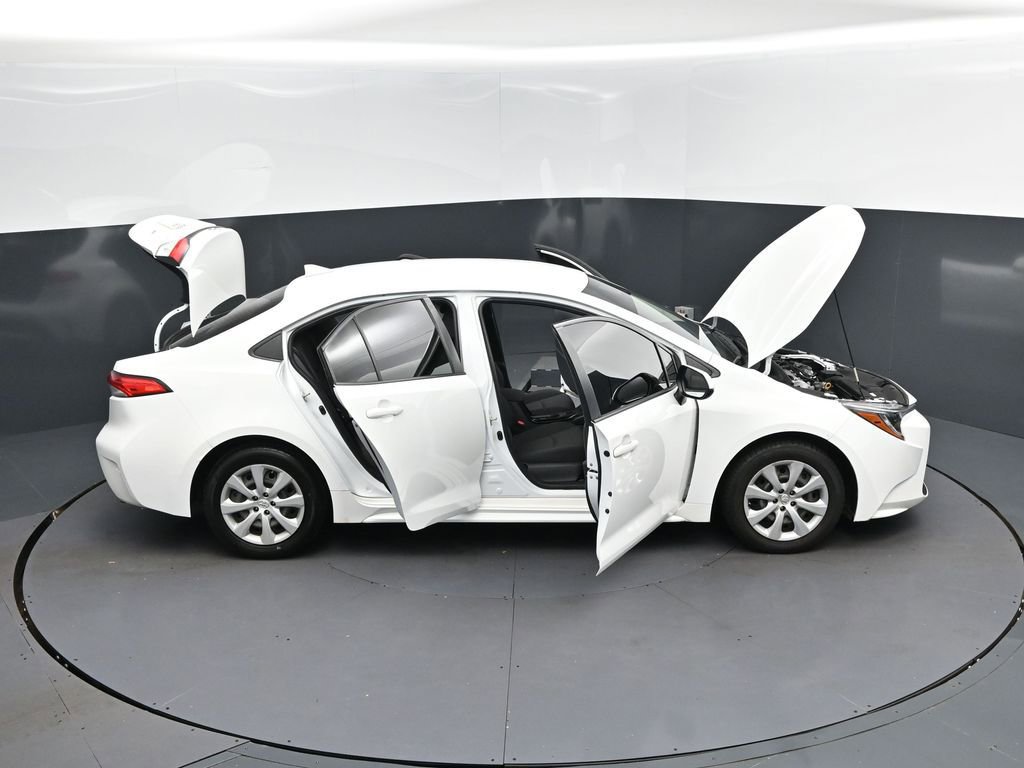 Used 2022 Toyota Corolla LE FWD image 51