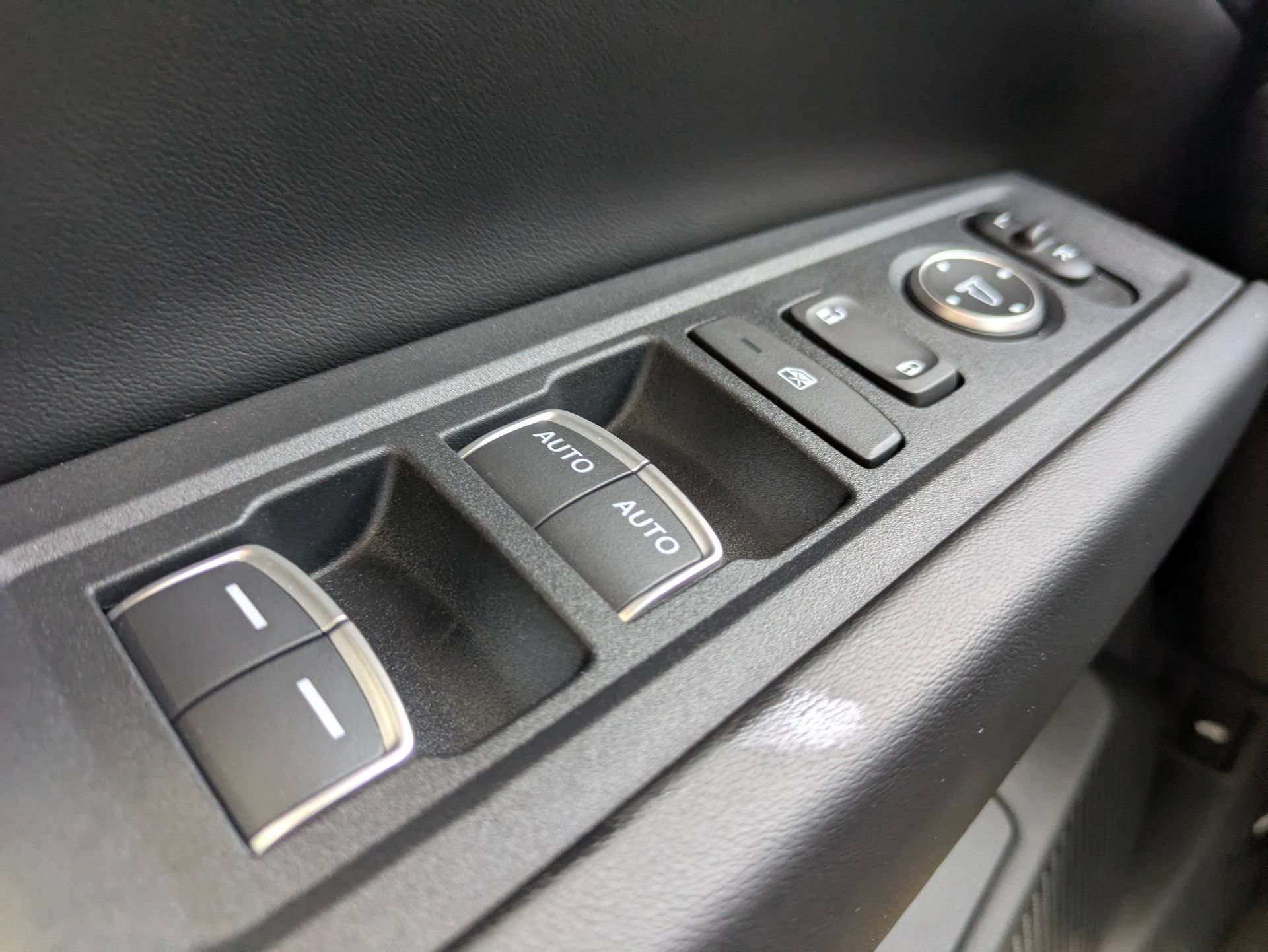 Used 2024 Honda Accord EX image 27