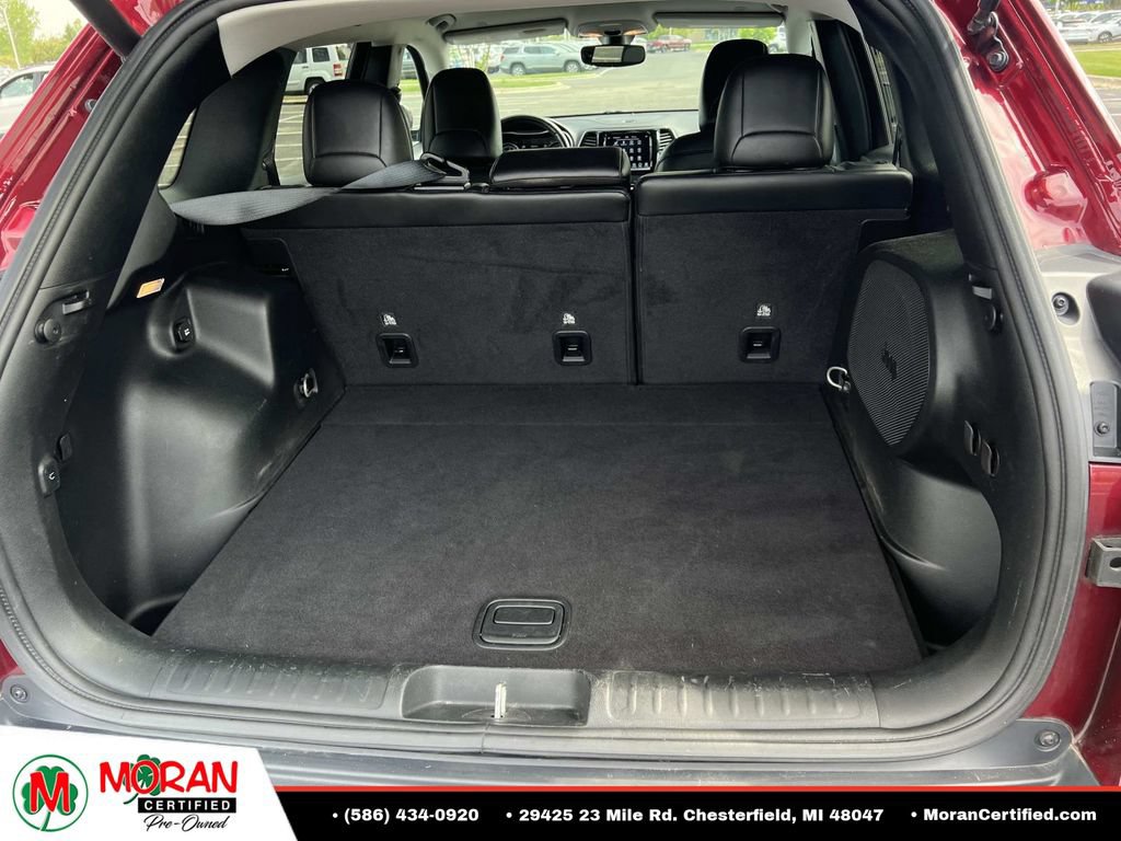 Used 2020 Jeep Cherokee Limited AWD/4WD image 11