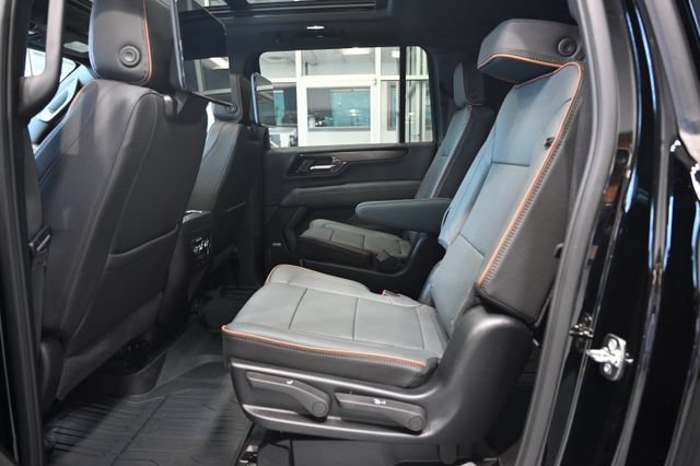 New 2026 GMC Yukon XL AT4 w/ AT4 Premium Plus Package AWD/4WD image 13