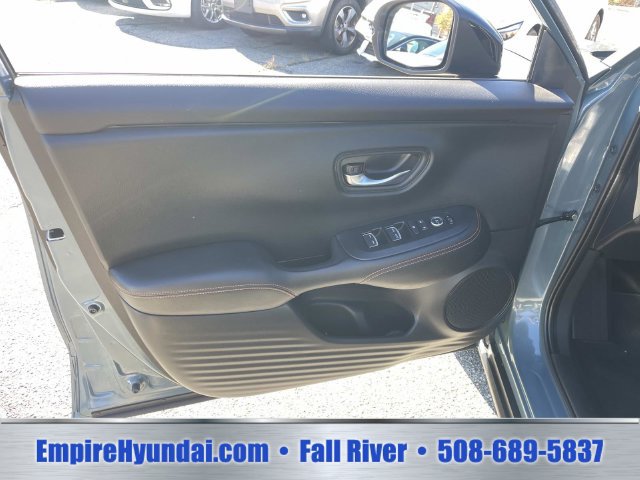 Used 2023 Honda HR-V Sport image 17